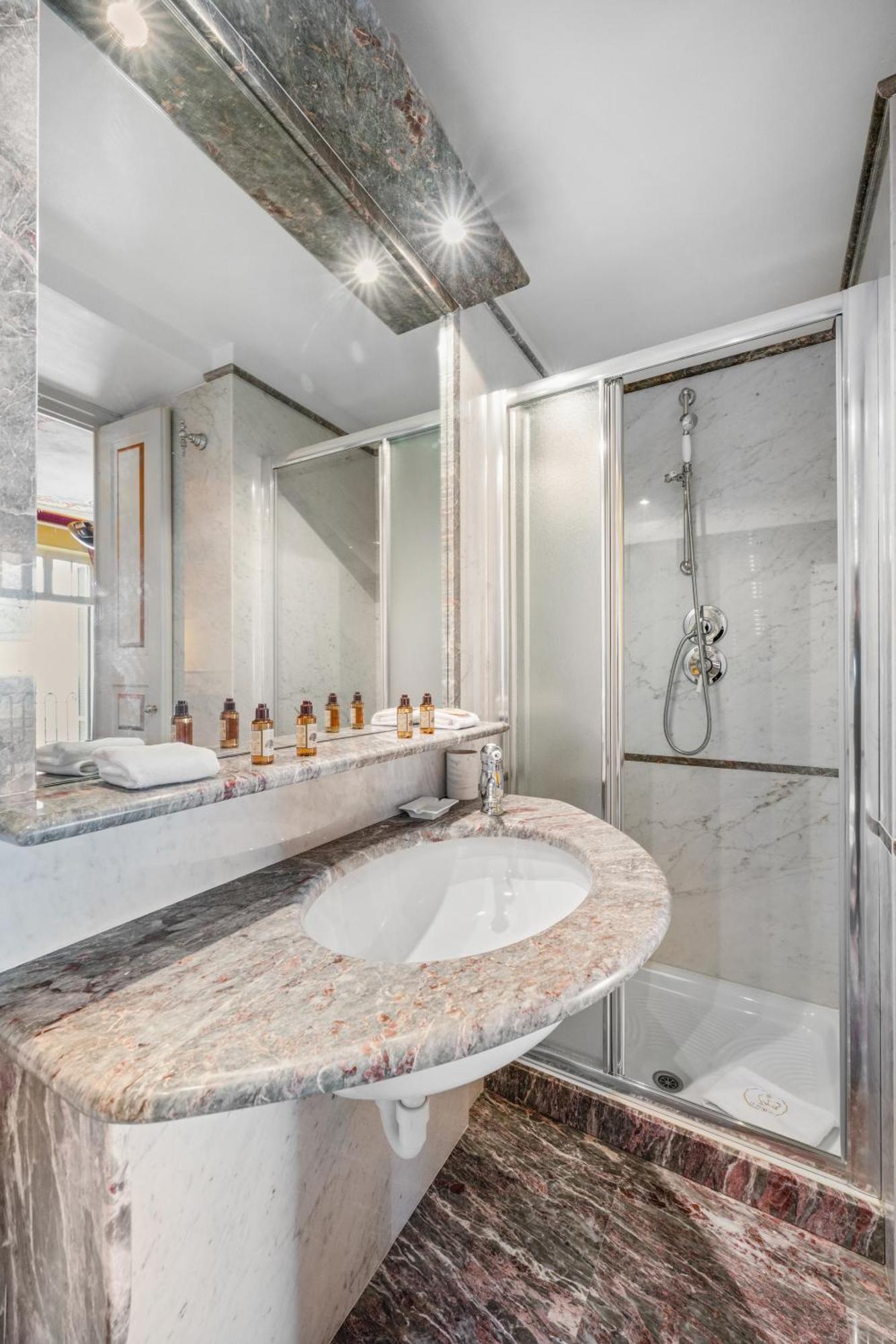 Le Coq Tersling - Residential Parking - Ac - Sea View Apartment Menton Luaran gambar